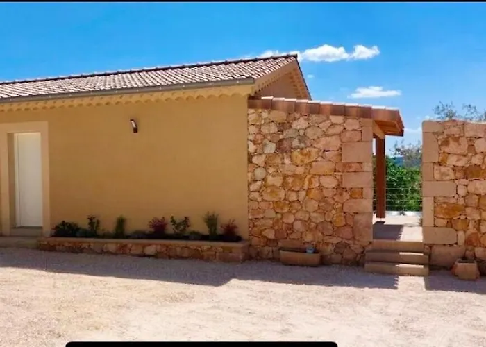 De Montchamp Villa